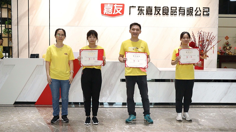 凯发K8国际第四届运动会——跳绳个人赛获奖者 (15) 凯发K8国际第四届运动会——跳绳个人赛获奖者 (15)