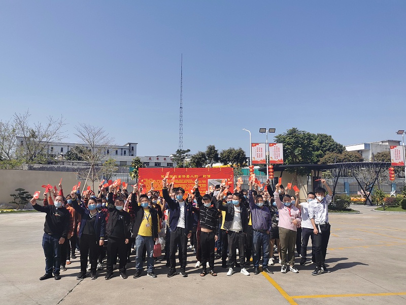 ����ͷ���������������������������ǩ